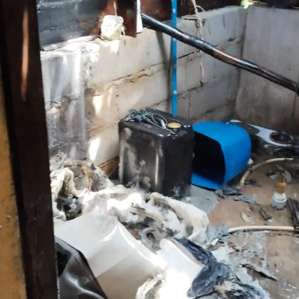 KEBAKARAN RUMAH DI RANAI DARAT NATUNA