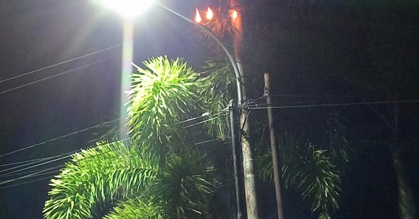 KEBAKARAN TIANG LISTRIK DI NATUNA