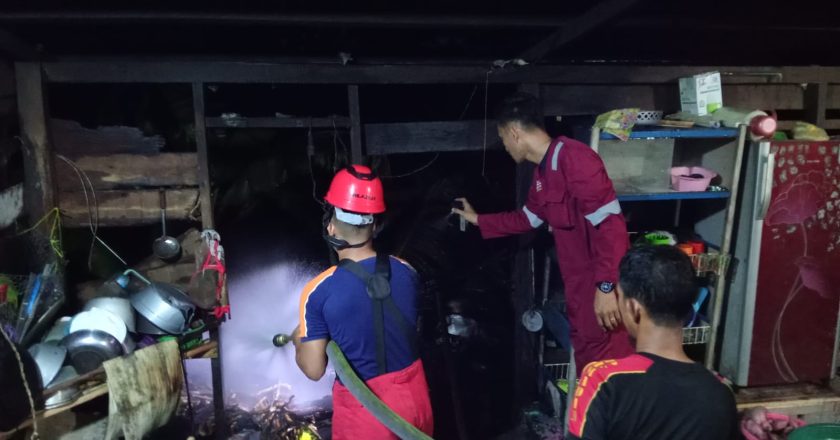 KEBAKARAN LAHAN DI SEBADAI HULU NATUNA